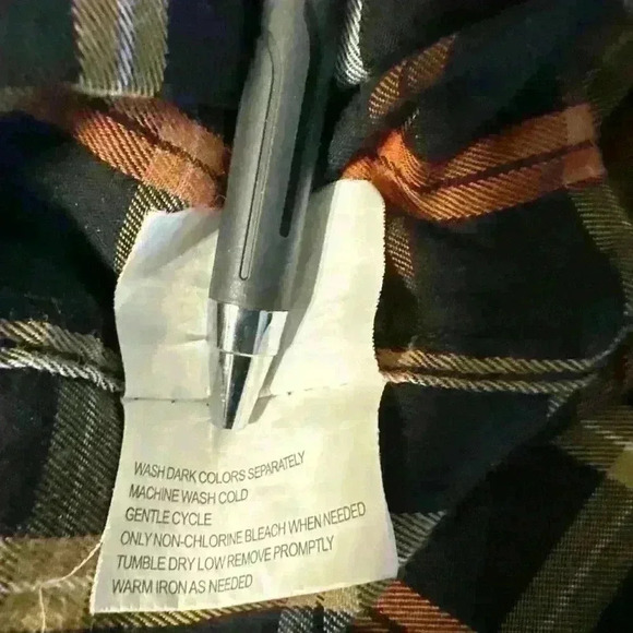 Mens XL Fx Fusion Casual Shirt.  Regular Fit.  Preowned but in EUC.  Multicolor - Picture 12 of 13